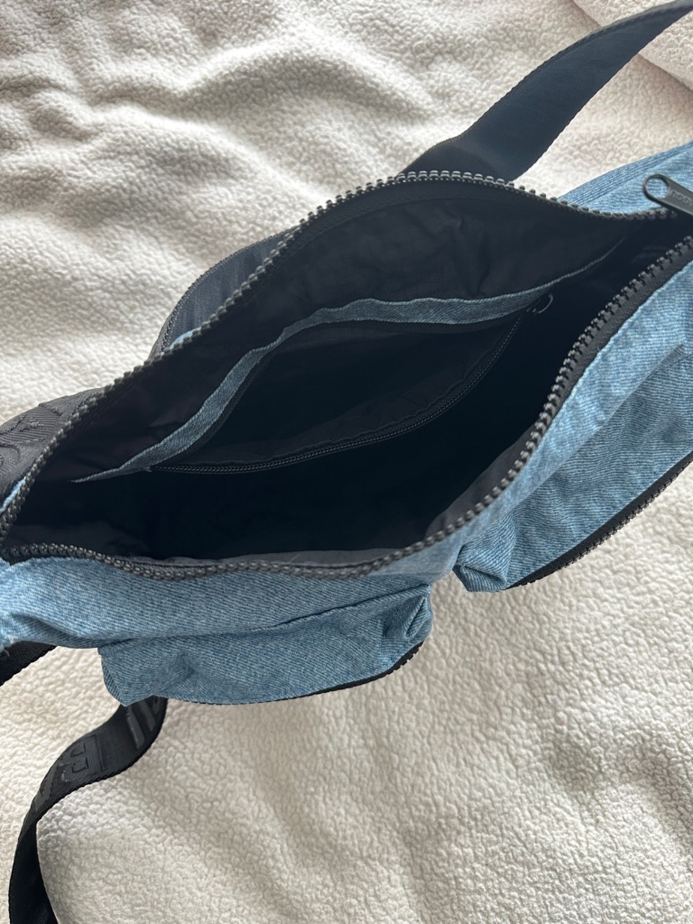 Baggu Digital Denim Medium Cargo Crossbody Bag - Picture 2 of 14